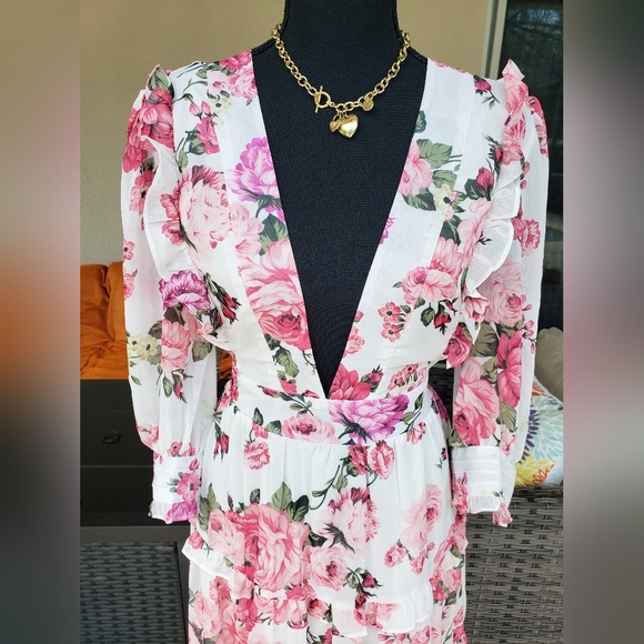 Dress - Picture 3 of 4